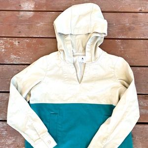 vintage Burton pullover.